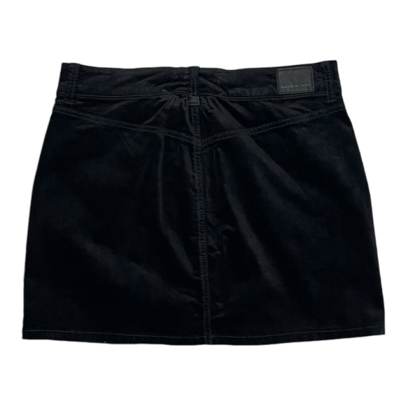 Velvet Mini Skirt, High Waisted, American Eagle, Size 8, Black Velvet - Picture 3 of 8